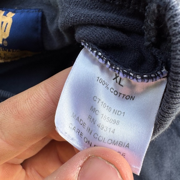 Vintage Notre Dame shirt - Picture 4 of 4